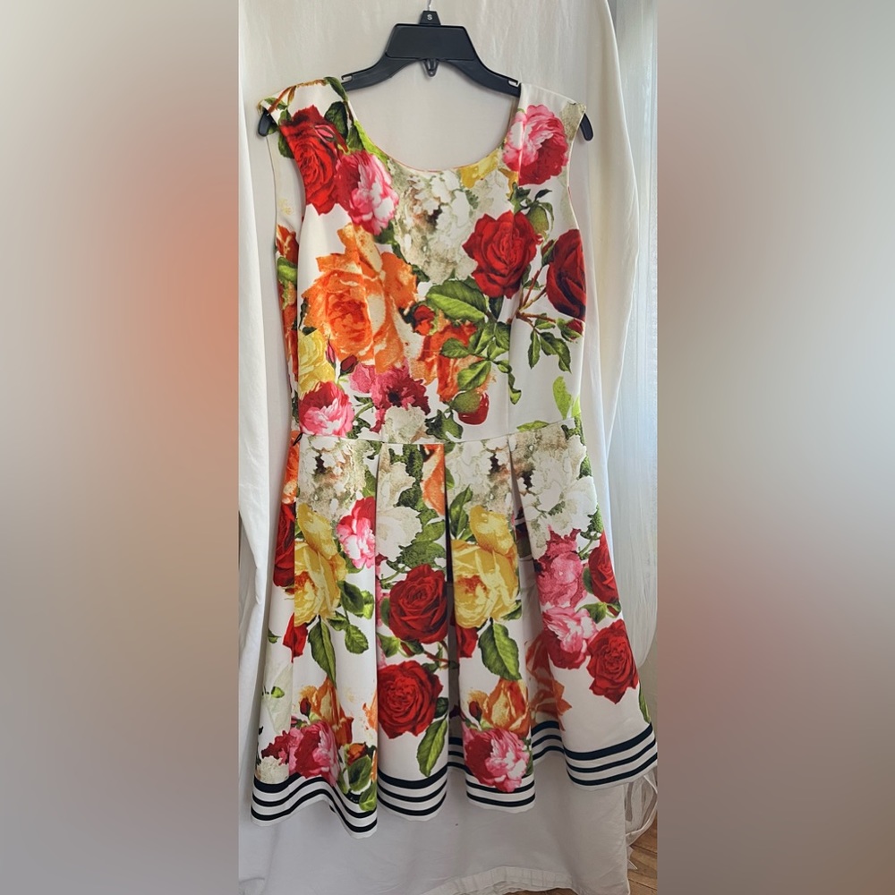 Floral print pleated a-line dress